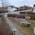 Henter...
